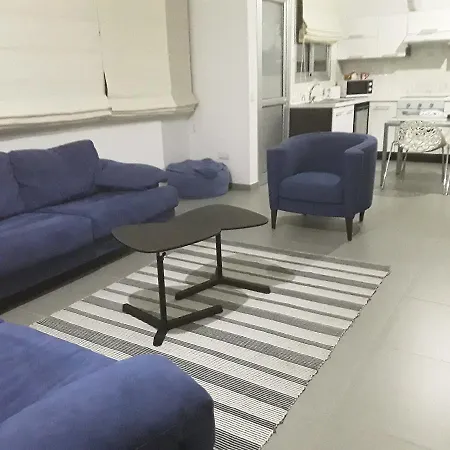 Julia's Nicosia